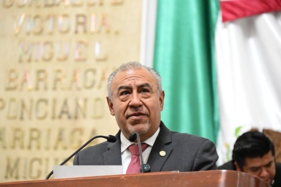Aprueban iniciativa de Pablo Trejo para reconocer la labor de personas recicladoras